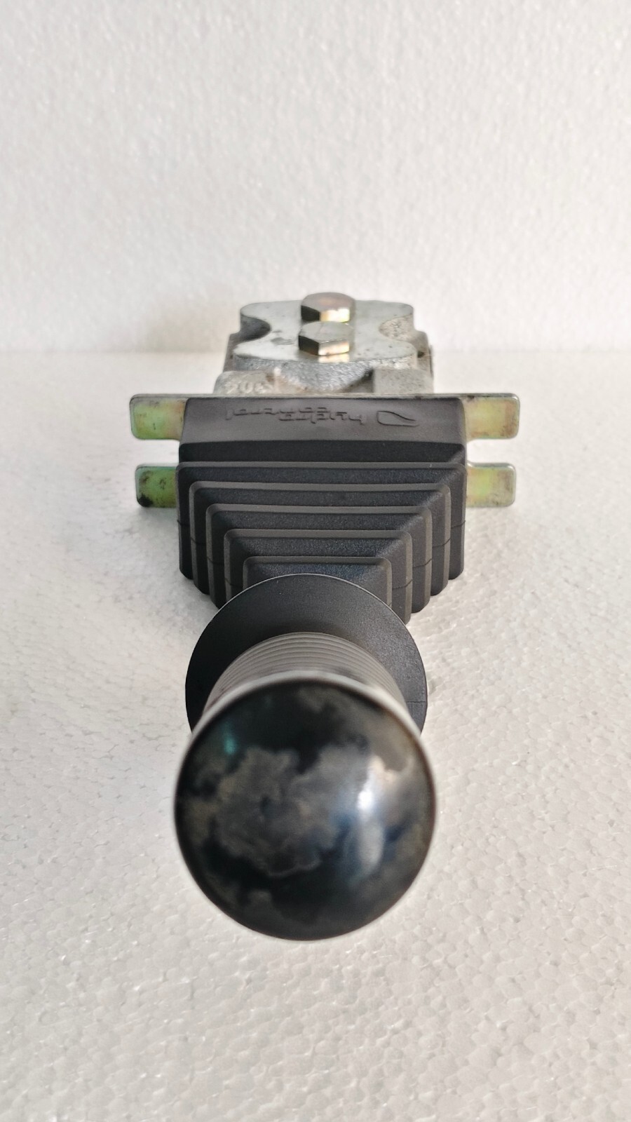 admin/uploads/uploads/FD Flo Draulic 05898 Joysitck _6.webp